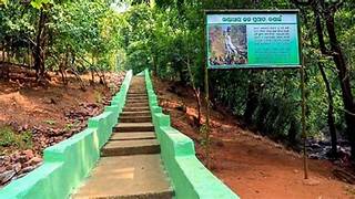 Khandadhar Trekking Tour